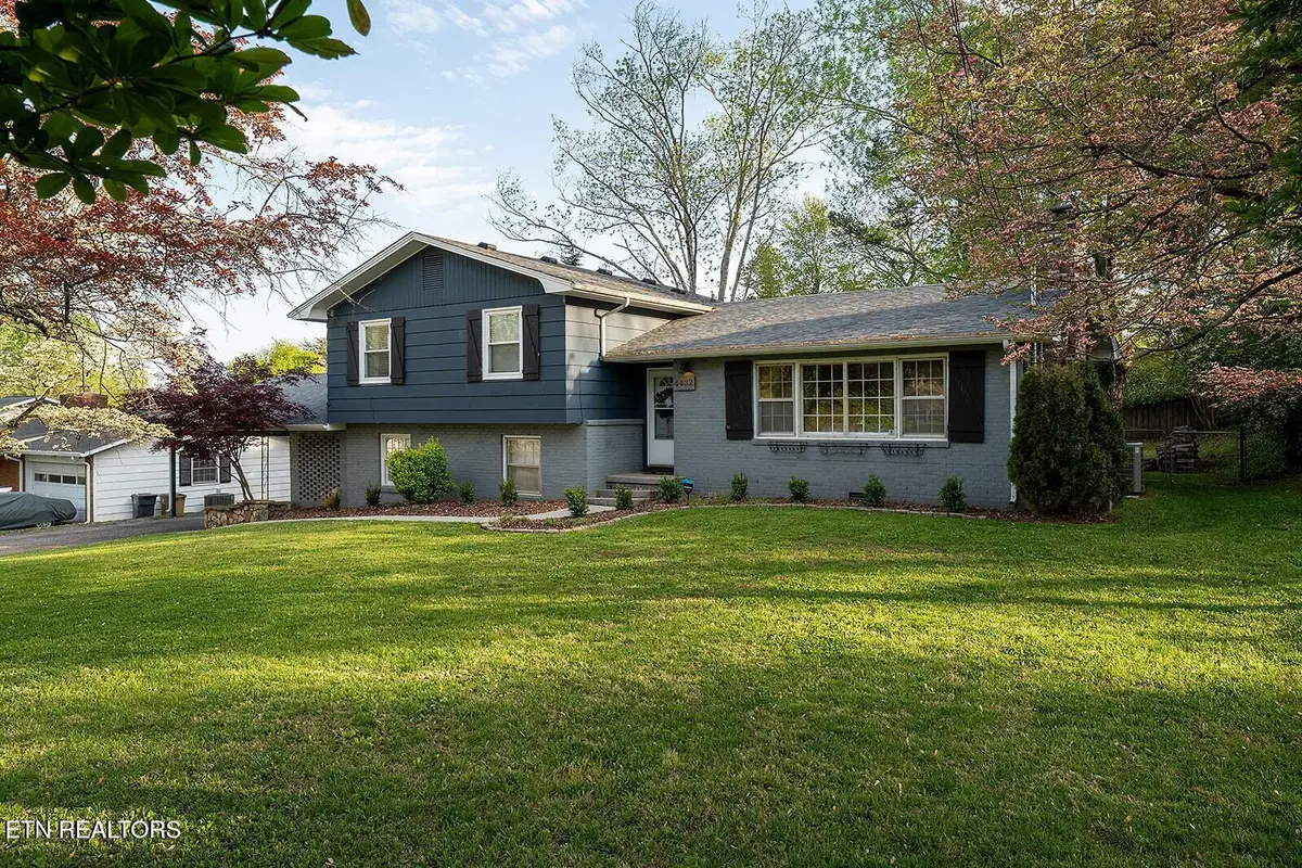 4432 Royalview Rd, Knoxville, TN 37921 - #1