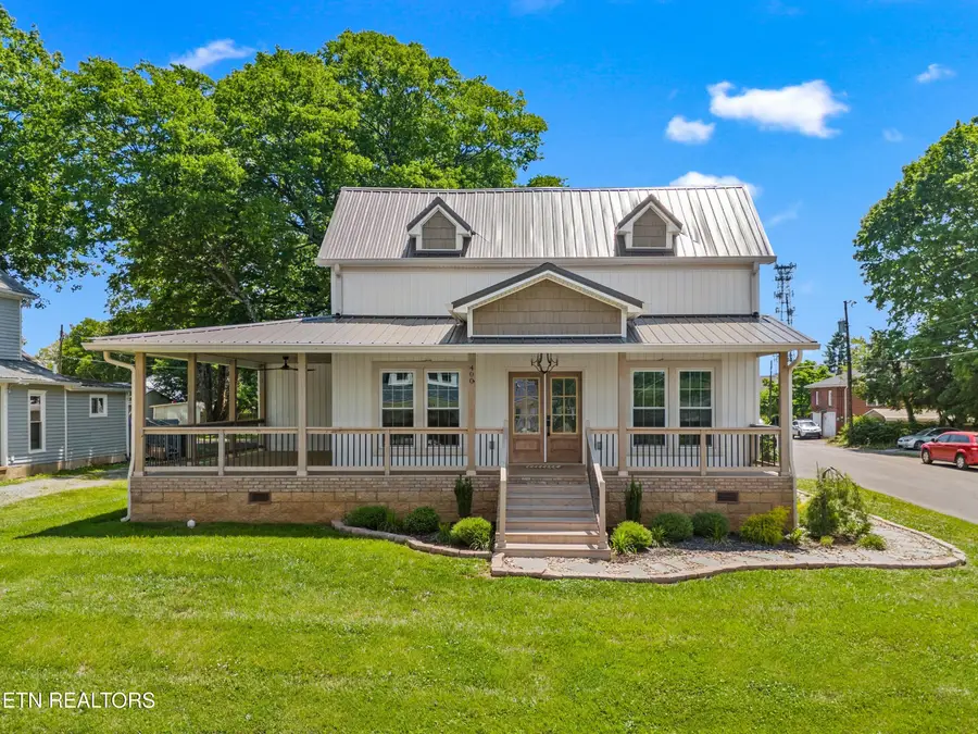 400 E 4th North St, Morristown, TN 37814 - #2