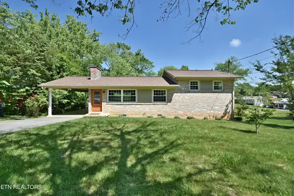 1427 Creekwood Drive, Knoxville, TN 37918