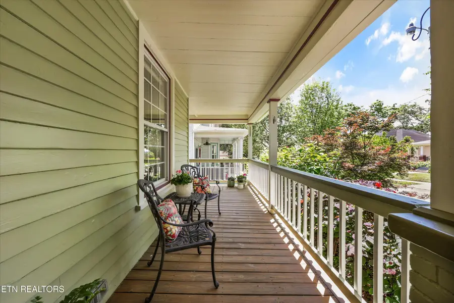 922 Gratz St, Knoxville, TN 37917 - #3