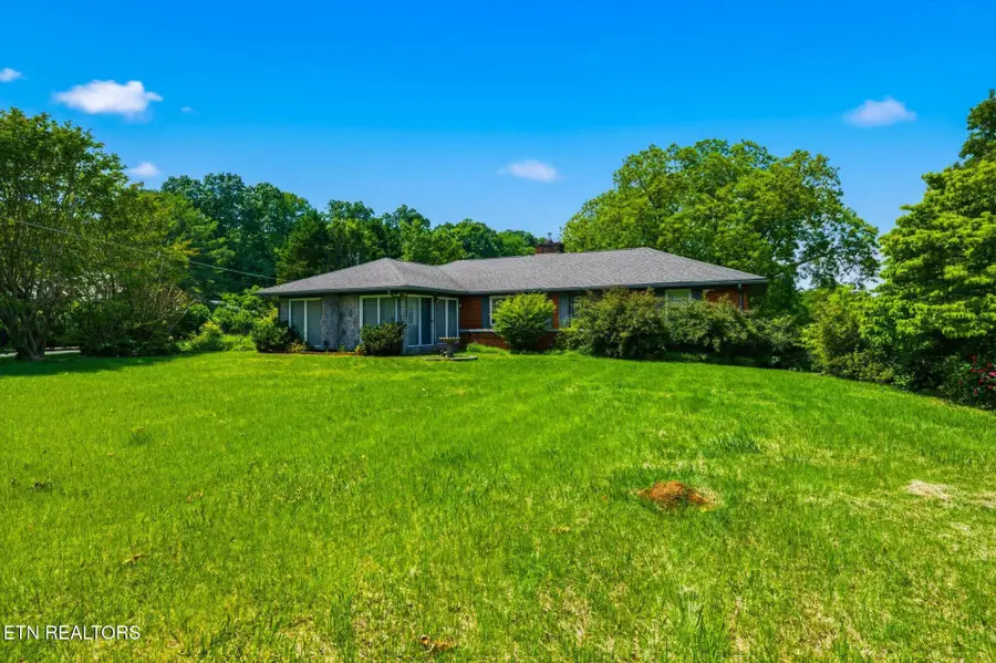 1030 Kirk Rd Rd, Greenback, TN 37742 - #3