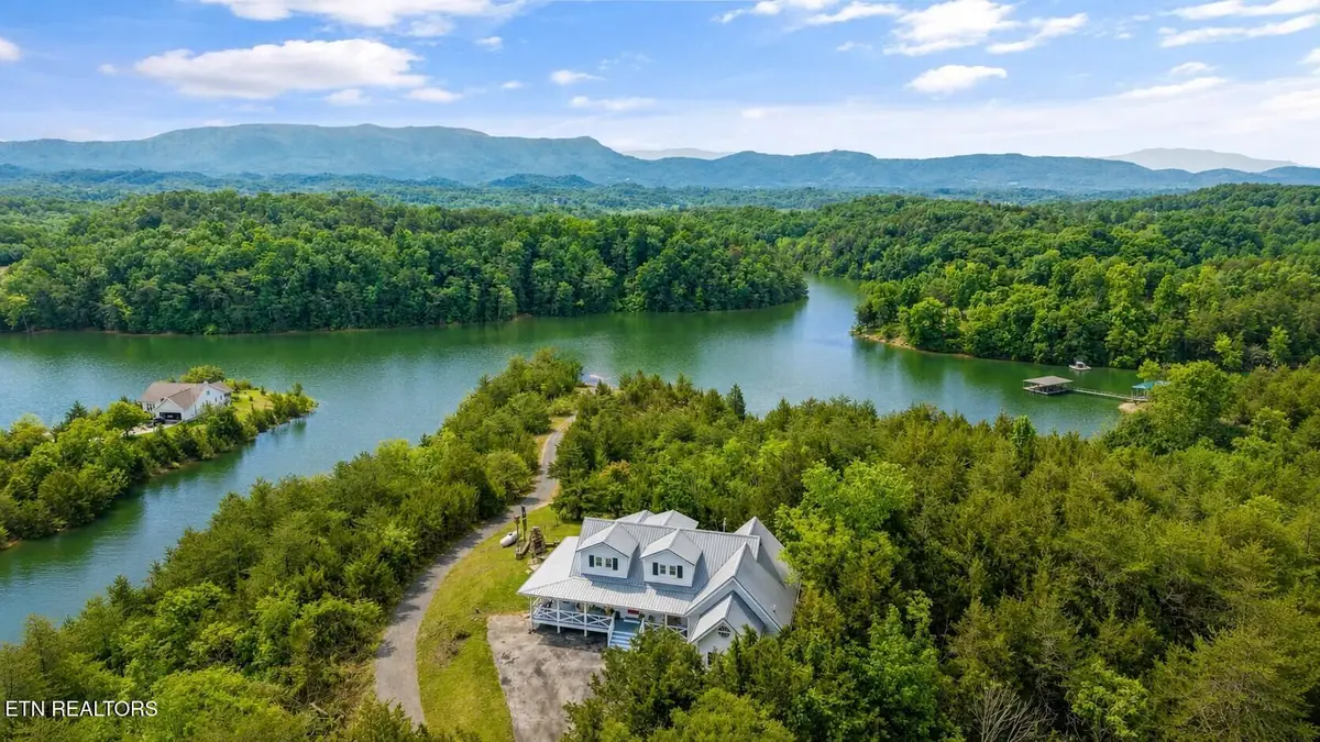 220 Very Old Barton Tr, Dandridge, TN 37725 - #1
