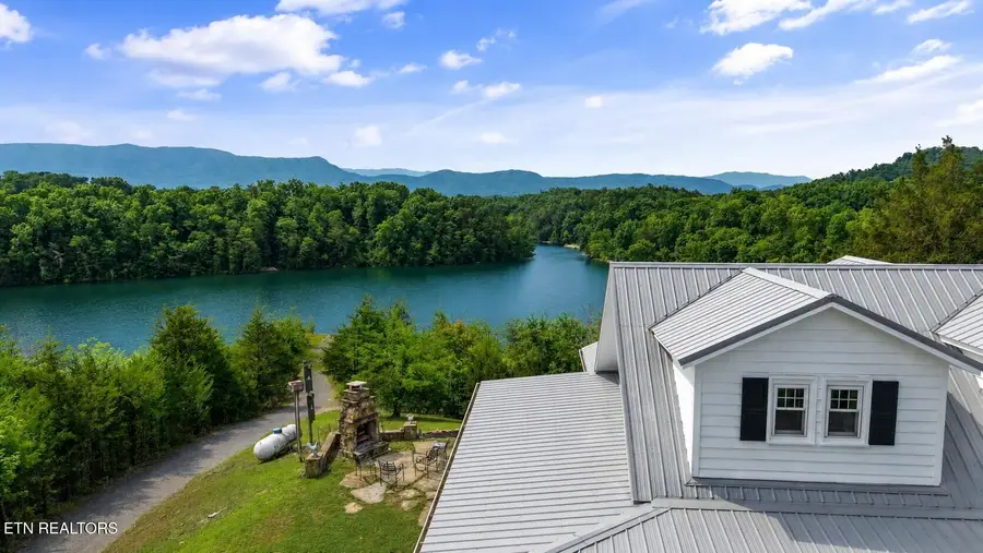 220 Very Old Barton Tr, Dandridge, TN 37725 - #3