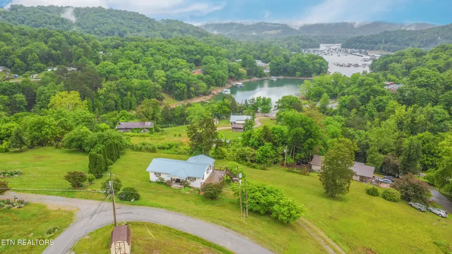 140 Walnut Circle, New Tazewell, TN 37825 - #3