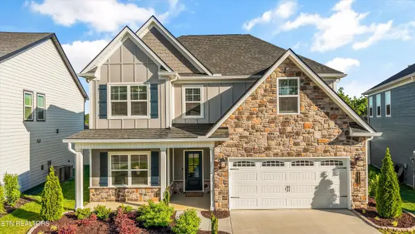 1710 Melton Meadows Drive, Maryville, TN 37803