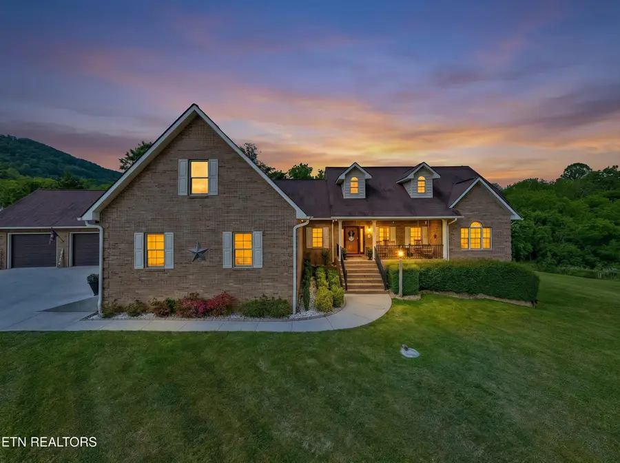 166 Mountain Shores Rd, New Tazewell, TN 37825 - #2