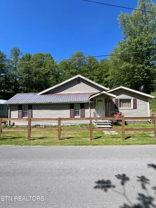 123 Cawood Lane, Middlesboro, KY 40965