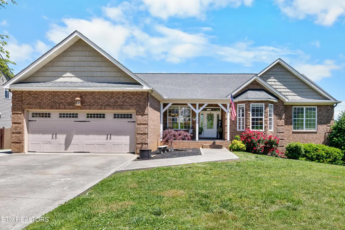 6113 Stratford Park Blvd #2, Knoxville, TN 37912 - #1