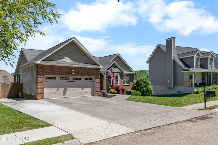 6113 Stratford Park Blvd #2, Knoxville, TN 37912 - #2