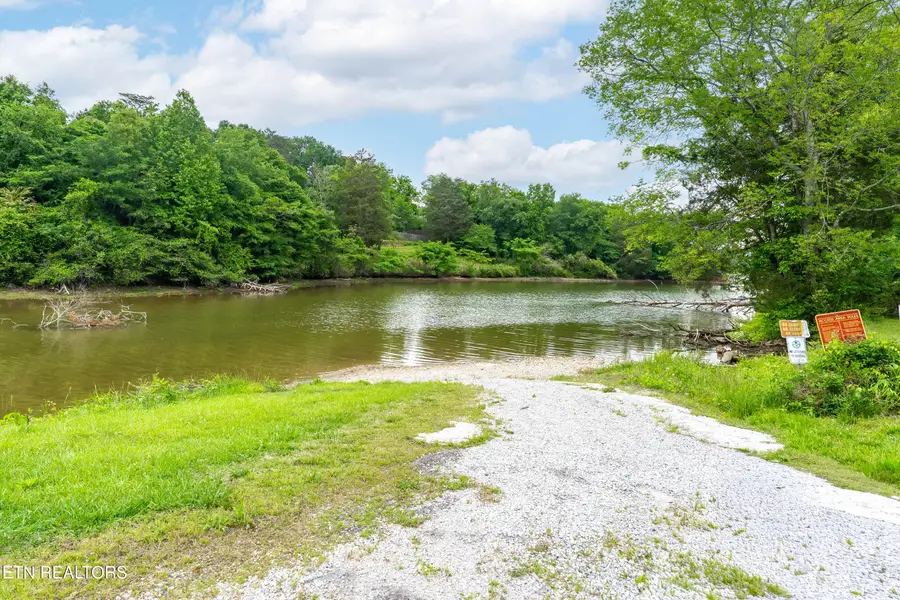 208 Morning Cove Rd, Kingston, TN 37763 - #2