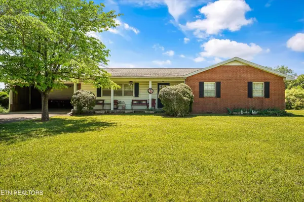 111 Harmon Rd, Maryville, TN 37804