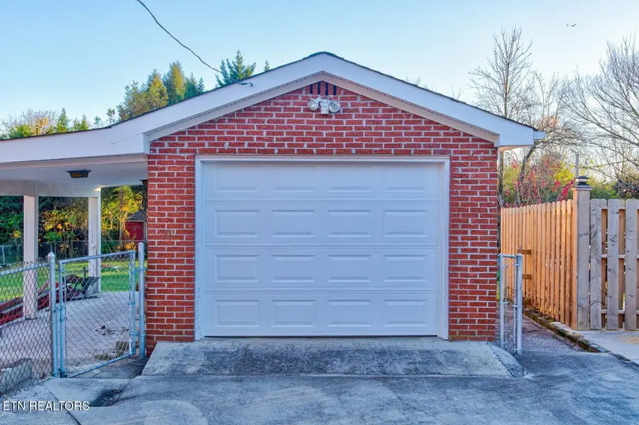 707 W King St, Jefferson City, TN 37760 - #3