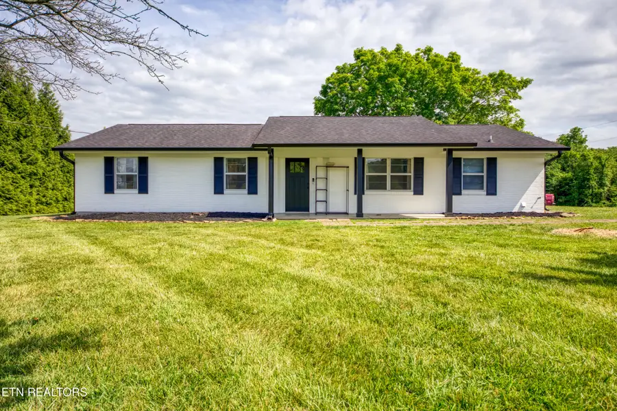 2802 Shiloh Circle, Strawberry Plains, TN 37871 - #2