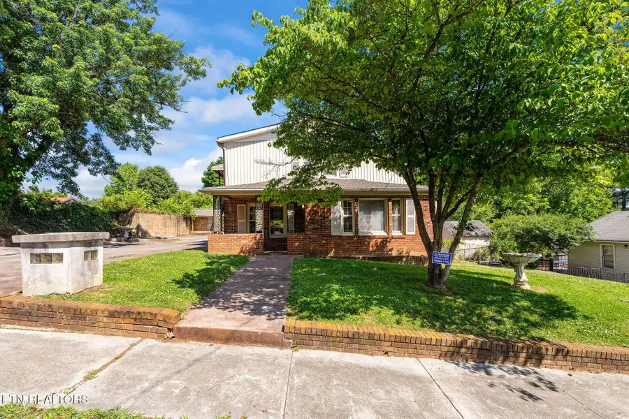303 E Louise Ave, Morristown, TN 37813 - #2