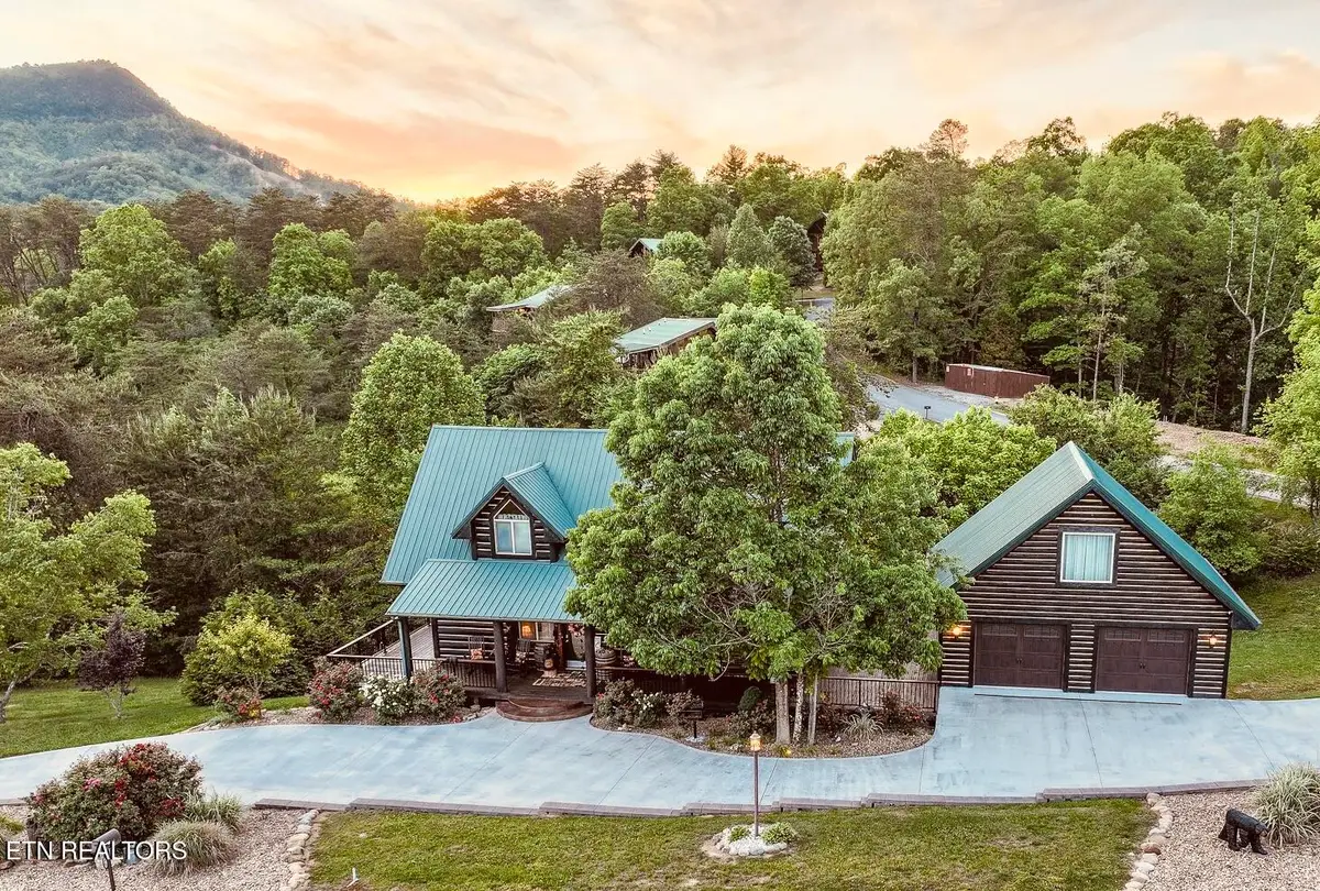 1347 Zachary Thomas Lane, Sevierville, TN 37876 - #1