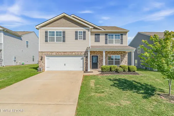 563 Smoky Valley Lane, Seymour, TN 37865
