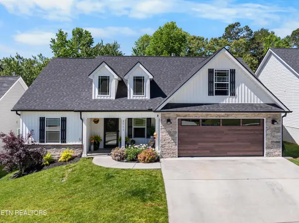 2513 Eppie Cove Lane, Knoxville, TN 37931