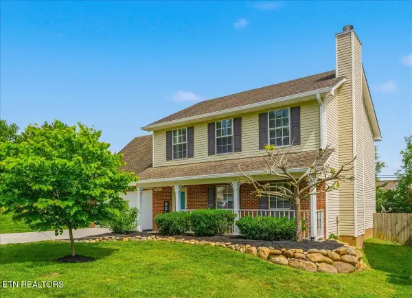8132 Legacy Lane, Knoxville, TN 37919