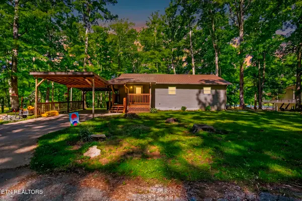 603 S Lake Drive, Oneida, TN 37841