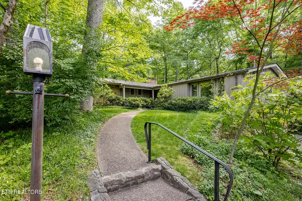 106 Newcrest Lane, Oak Ridge, TN 37830