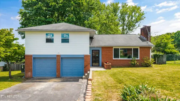 121 Washburn Circle, Oak Ridge, TN 37830