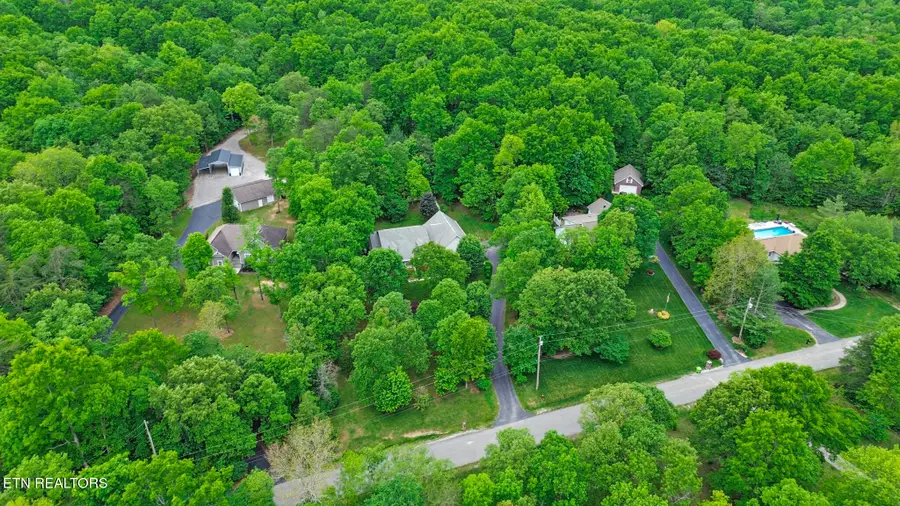 121 Laurelwood Lane, Crossville, TN 38555 - #3