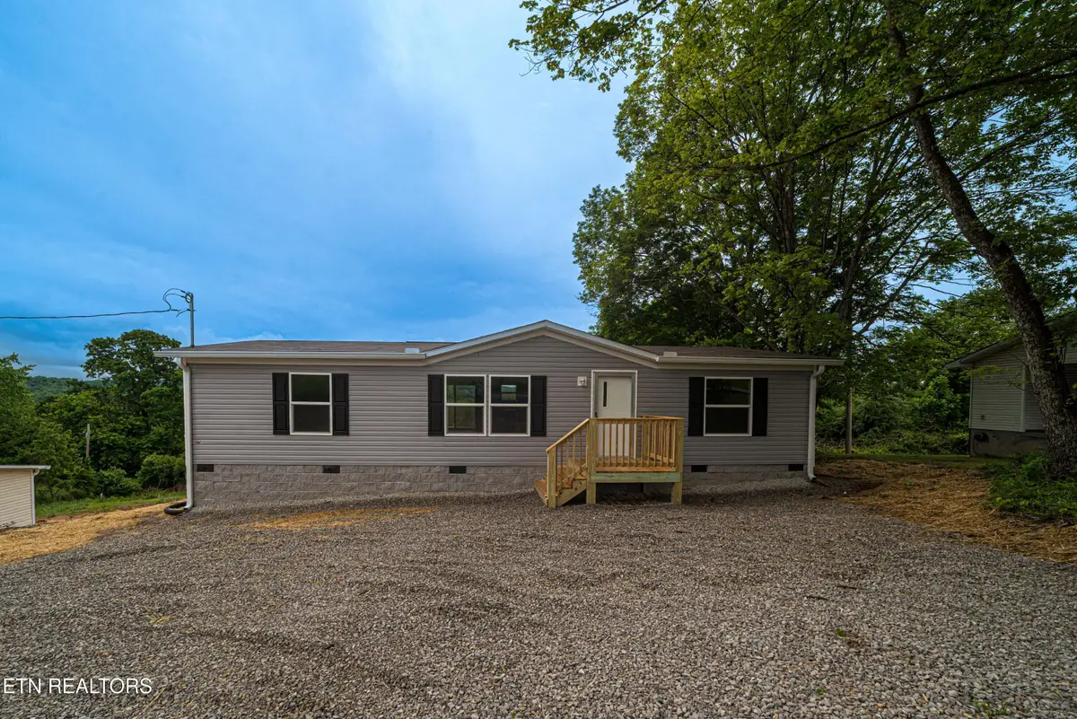 204 Hillside Drive, Lafollette, TN 37766 - #1