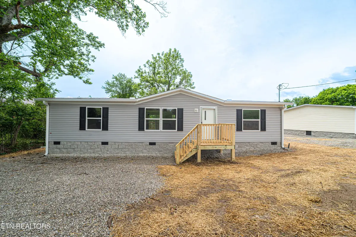 208 Hillside Drive, Lafollette, TN 37766 - #1