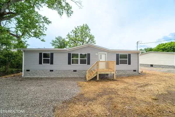 208 Hillside Drive, LaFollette, TN 37766