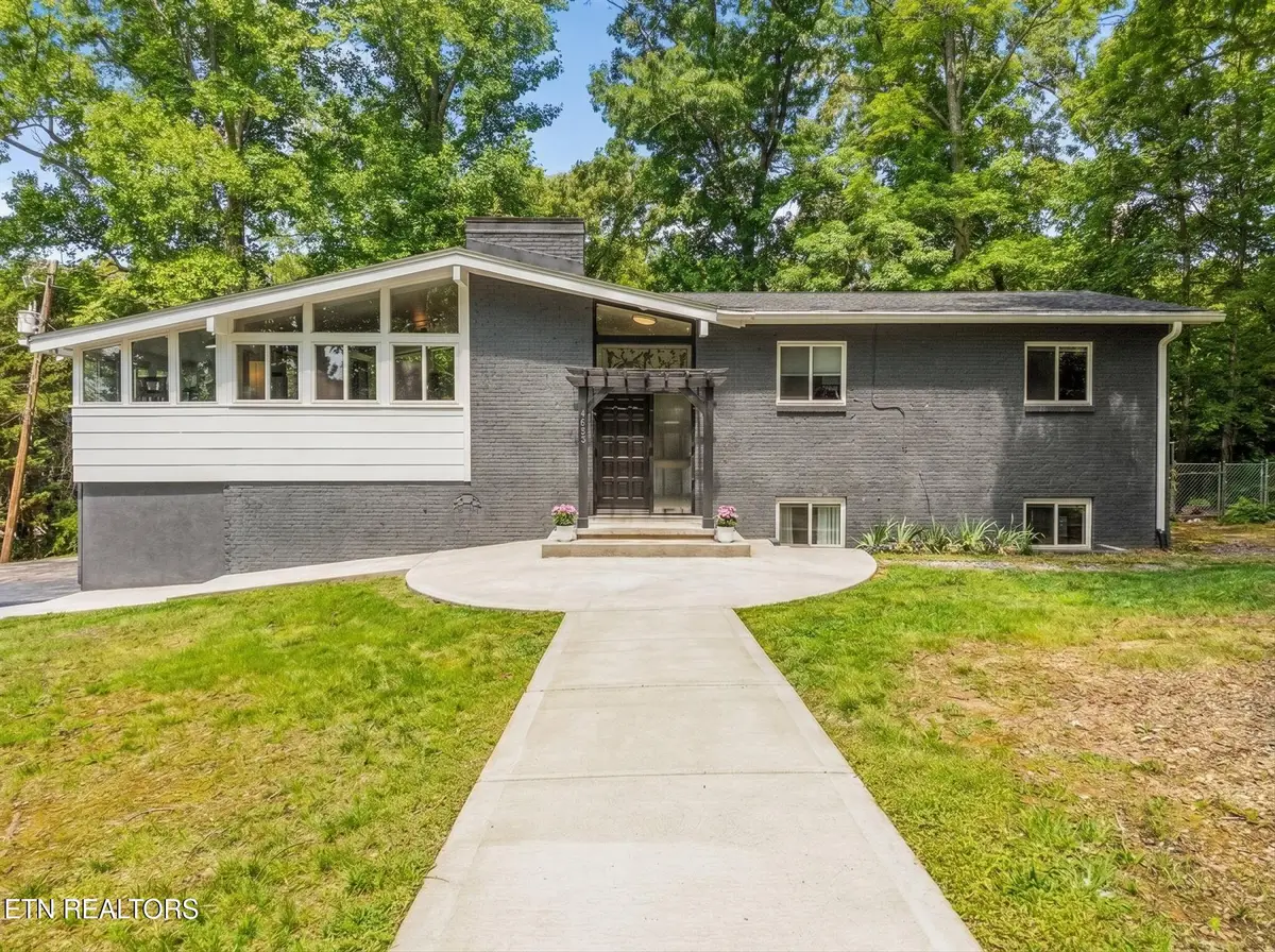 7131 Stagecoach Tr, Knoxville, TN 37909 - #1