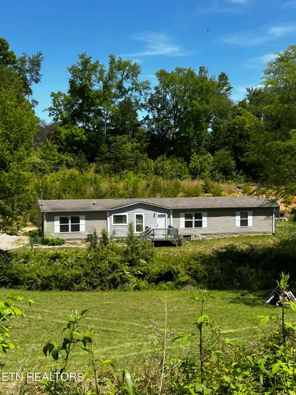 1796 Pine Grove Providence Rd, Loudon, TN 37774