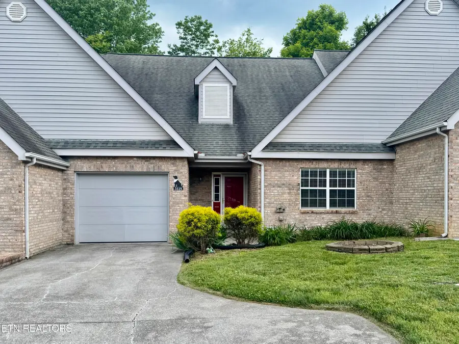 3319 Laurel View Rd, Knoxville, TN 37917 - #2