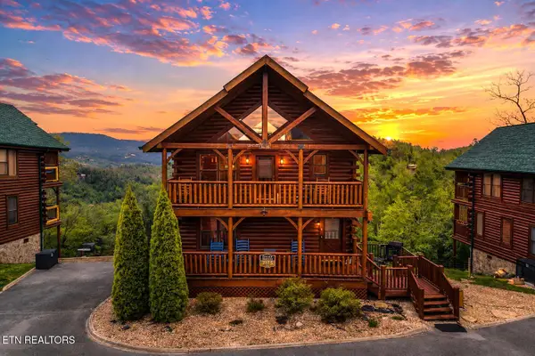 2815 White Oak Ridge Lane, Sevierville, TN 37862