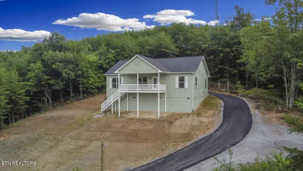 2609 Mountain Blvd, Sevierville, TN 37876