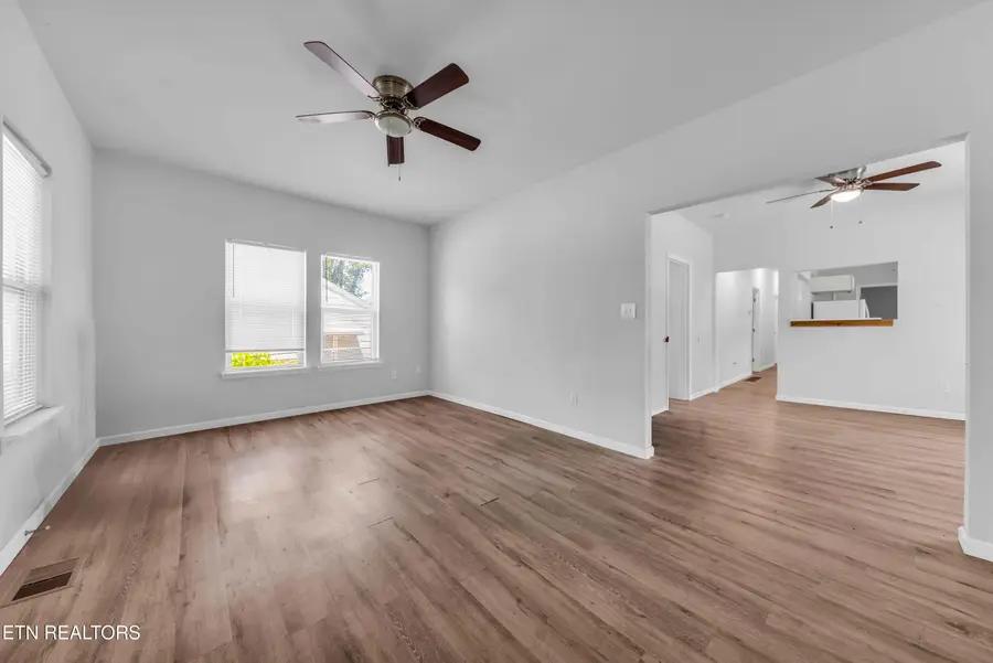 2730 Barton St, Knoxville, TN 37917 - #3