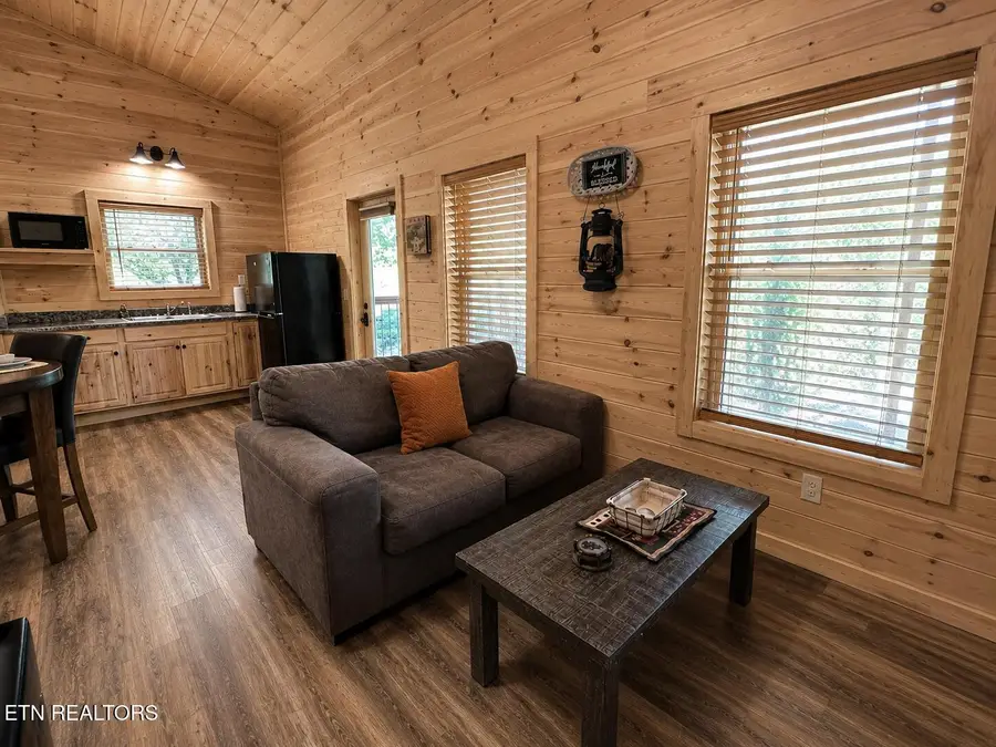 2691 Jessie Rd #UNIT 6, Sevierville, TN 37876 - #2
