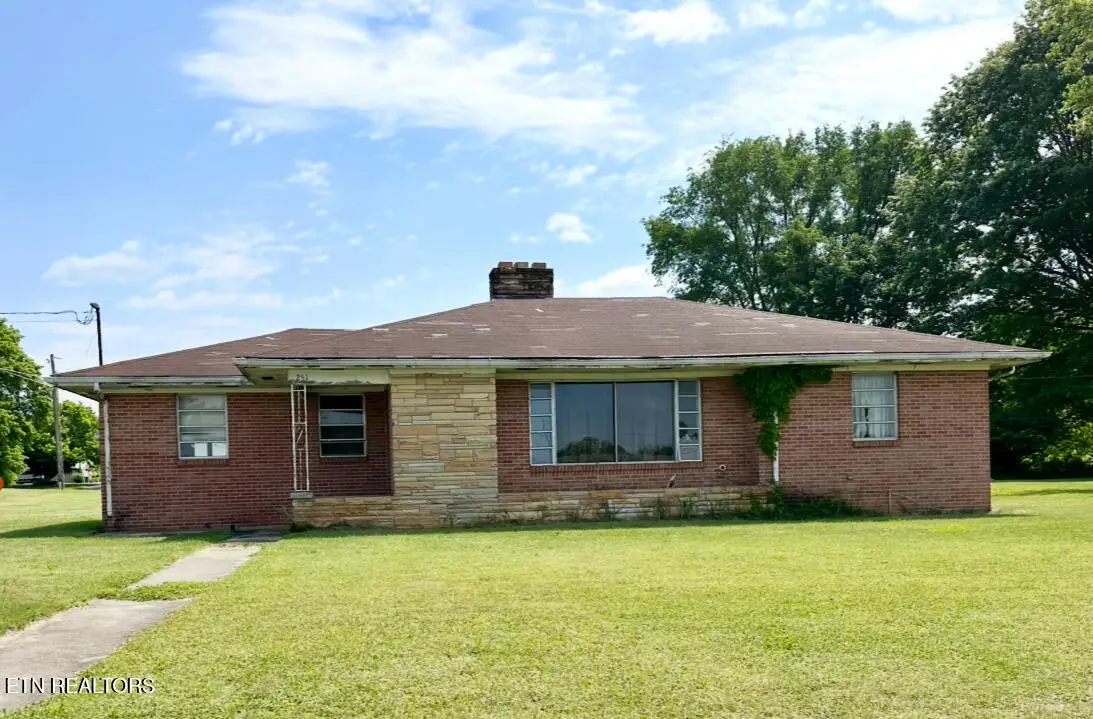 251 Holmes St, Jonesville, VA 24263 - #1