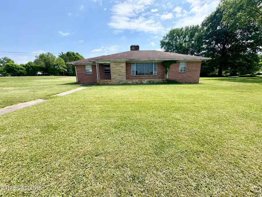 251 Holmes St, Jonesville, VA 24263 - #2