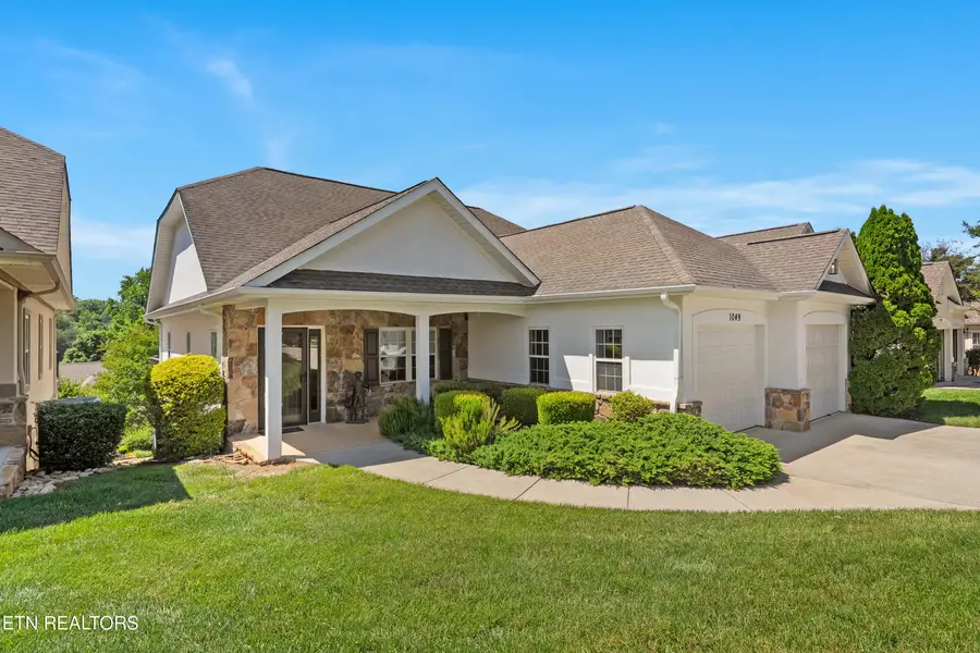 1049 Rarity Bay Pkwy, Vonore, TN 37885 - #3