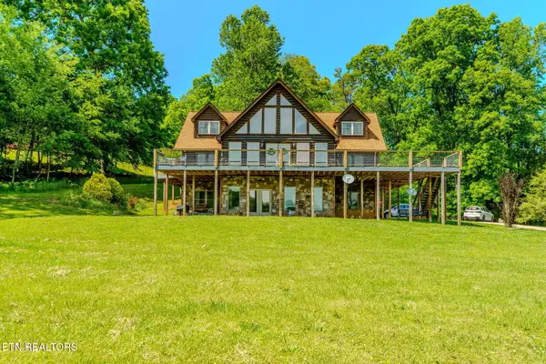 9703 Heiskell Rd, Heiskell, TN 37754