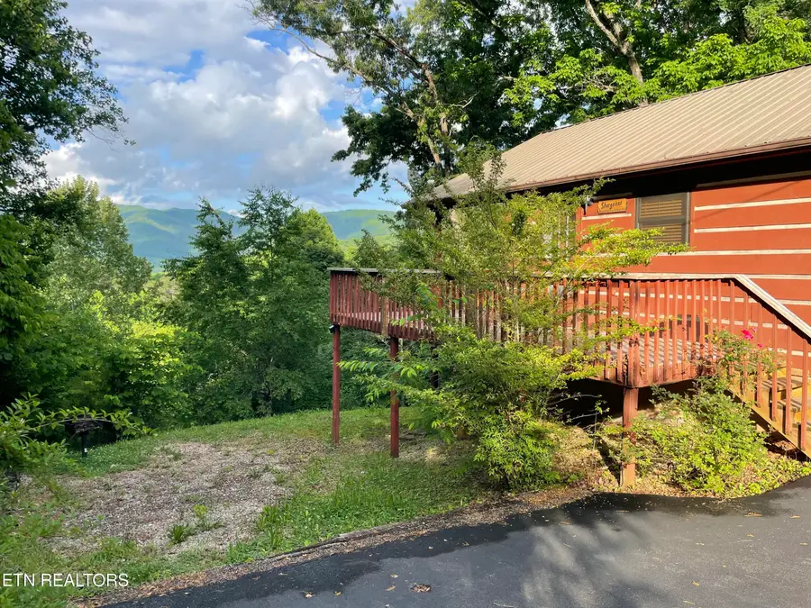 271 Majestic View Way, Cosby, TN 37722 - #3