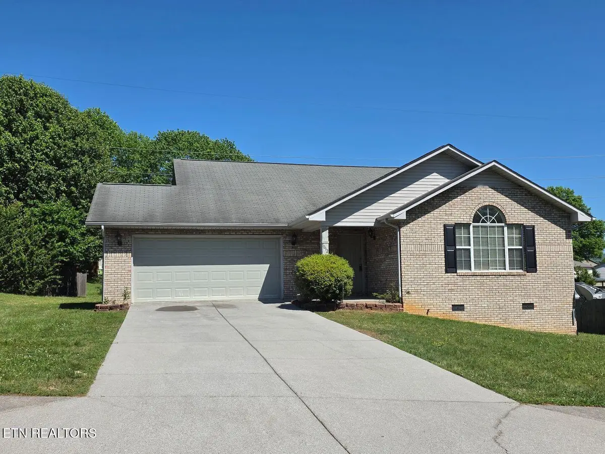 1012 Willow Creek Circle, Maryville, TN 37804 - #1