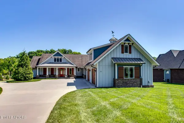 917 Emory Church Rd, Knoxville, TN 37922