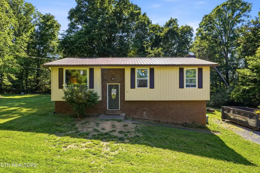 911 Coker Rd, Maryville, TN 37801 - #2