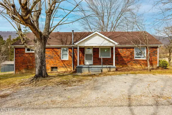 106 Butter & Egg Rd, Jacksboro, TN 37757