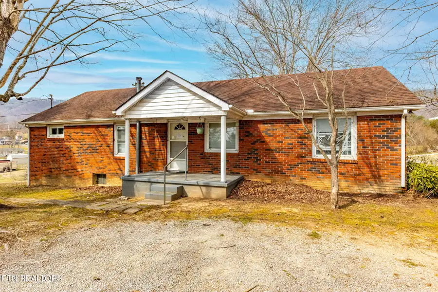 106 Butter & Egg Rd, Jacksboro, TN 37757 - #2