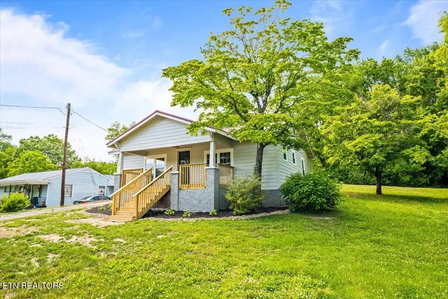922 W Central Ave, Lafollette, TN 37766 - #2