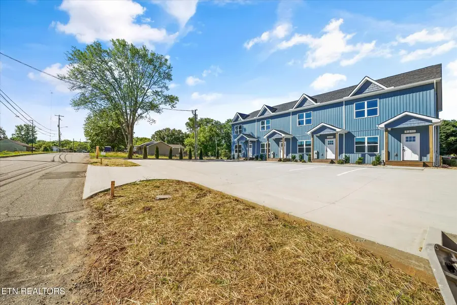 5205 Camelia Rd, Knoxville, TN 37912 - #2