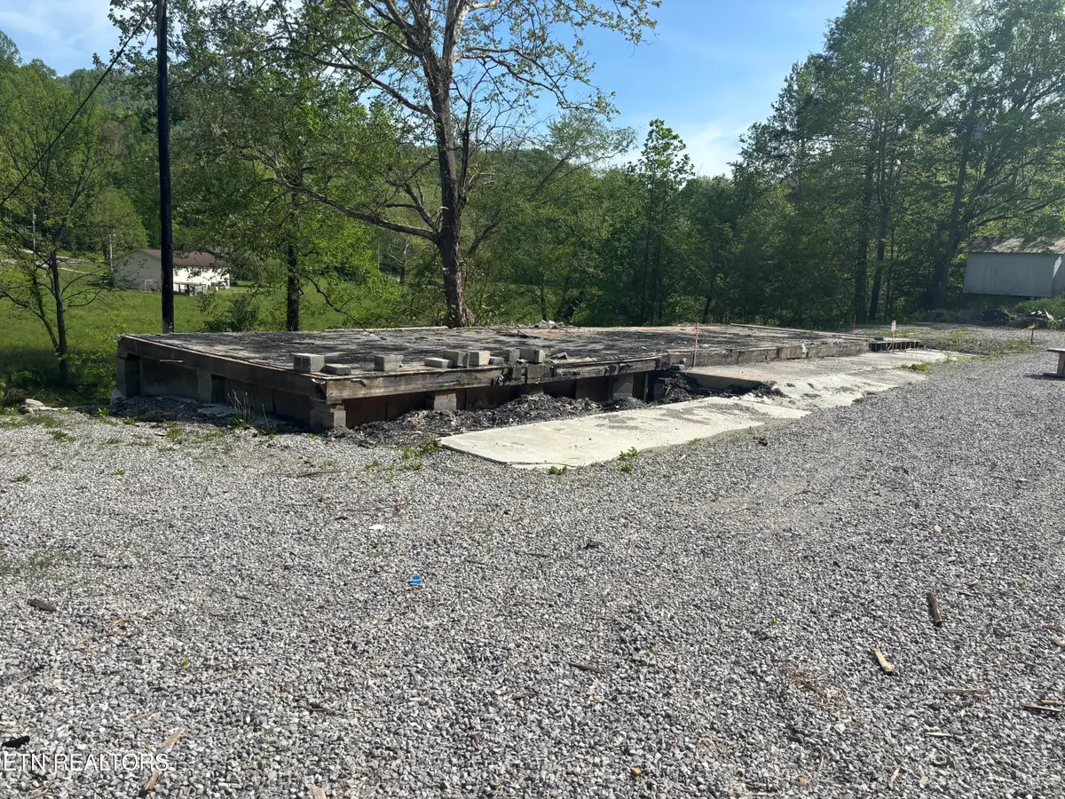 1023 Stinking Creek Rd, La Follette, TN 37766 - #1