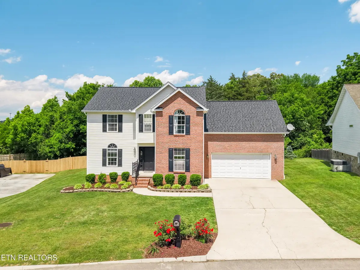 7114 Hannah Brook Rd, Knoxville, TN 37918 - #1